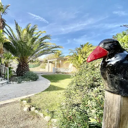 Jacaranda Stunning 3bedroom With Air-conditioning & Private Swimming Pool