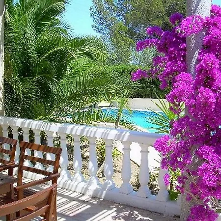 Jacaranda Stunning 3bedroom With Air-conditioning & Private Swimming Pool
